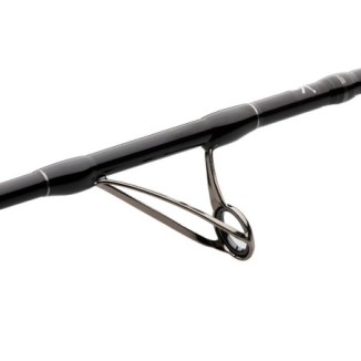 Spiningas Madcat Black Vertical