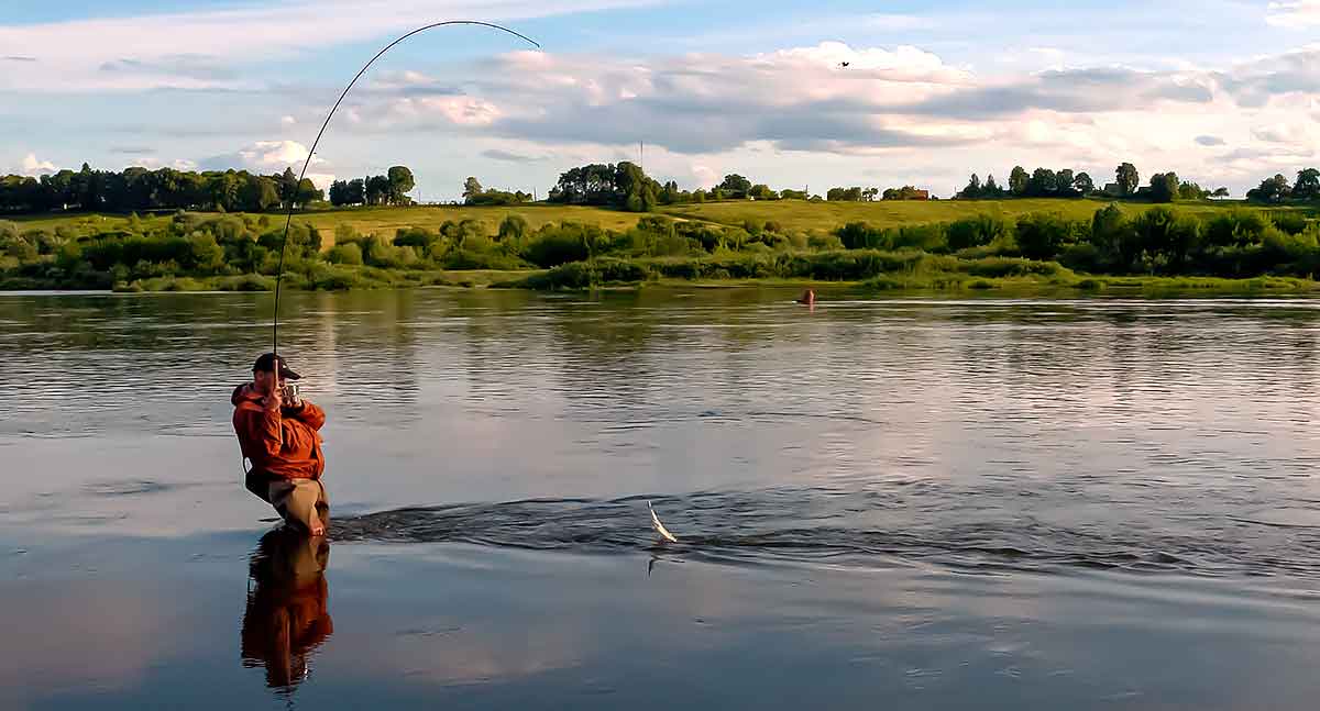 Kokiu spiningu toliau užmesime masalą?