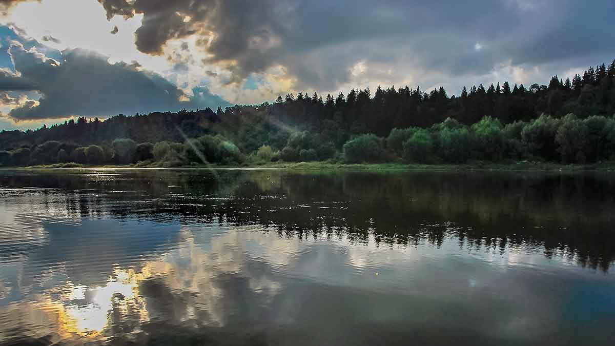 Naktį su plūdine. Antra dalis