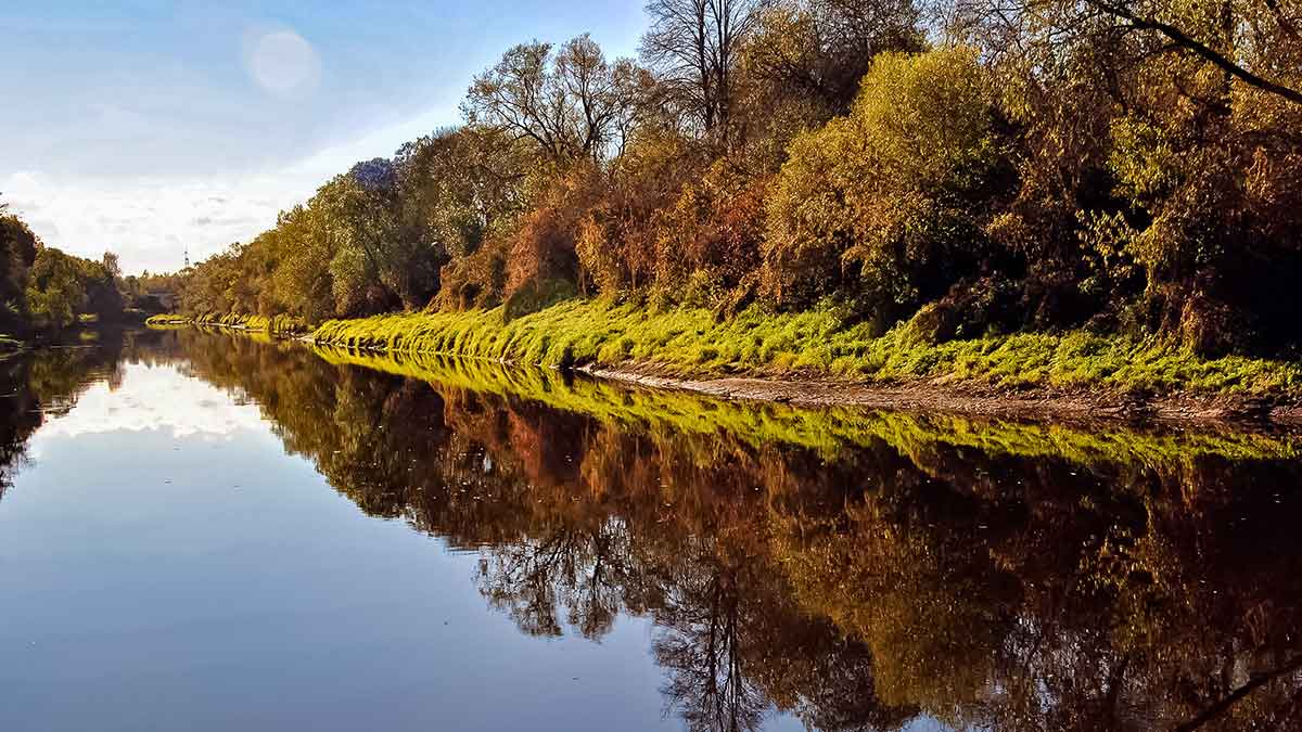 Vidutinio dydžio upės ir lydekų gaudymas