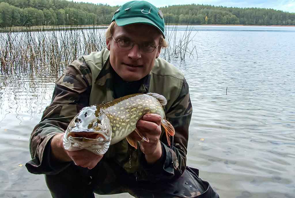Kaip suvilioti žolėse tūnančią lydeką