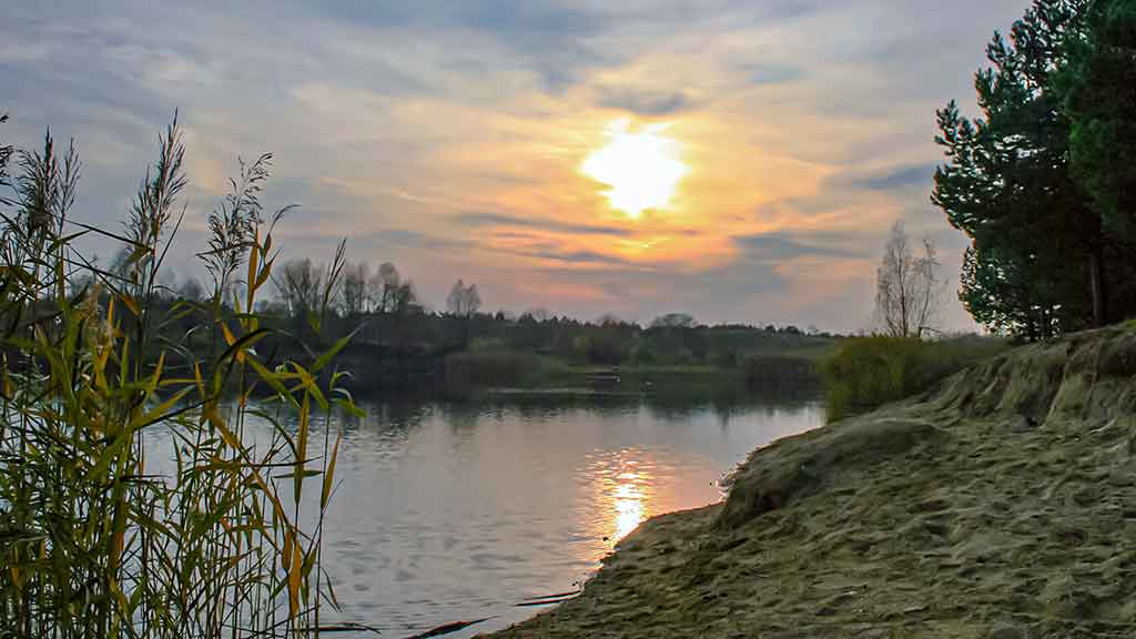 Ten, kur tekėjo upelis. Pirma dalis