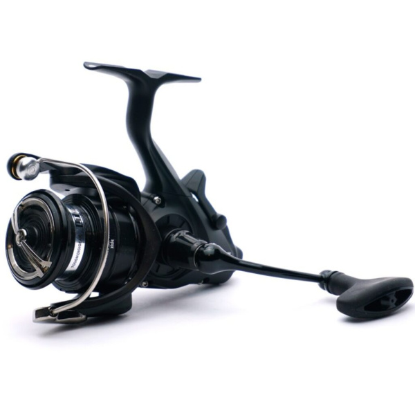 Ritė Daiwa Black Widow BR LT 2500